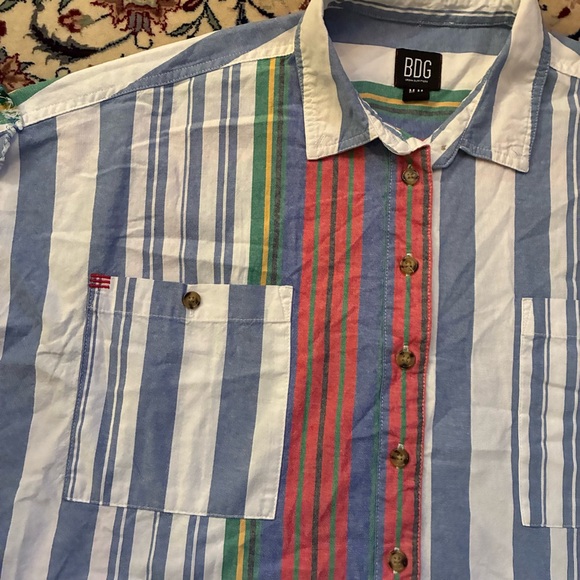 BDG Women's  Multicolor Striped Cropped Button Down Shirt Size Medium - Picture 6 of 7